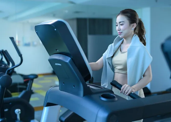 Holiday Inn Express Jakarta Matraman, an IHG Hotel